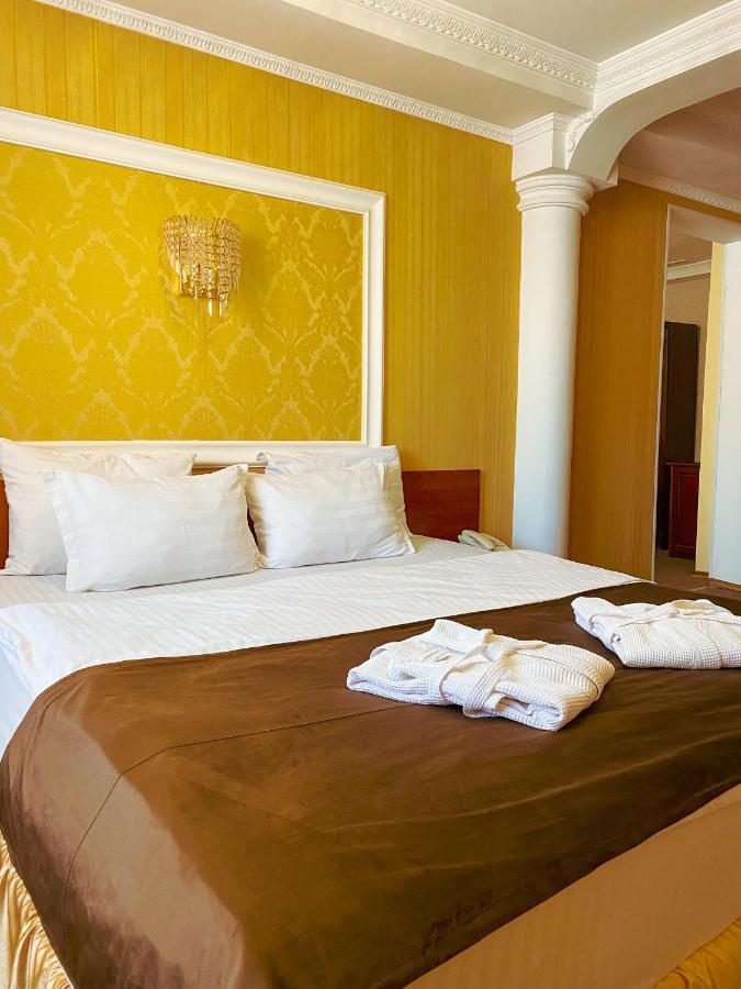Nomad Hotel Astana Zewnętrze zdjęcie