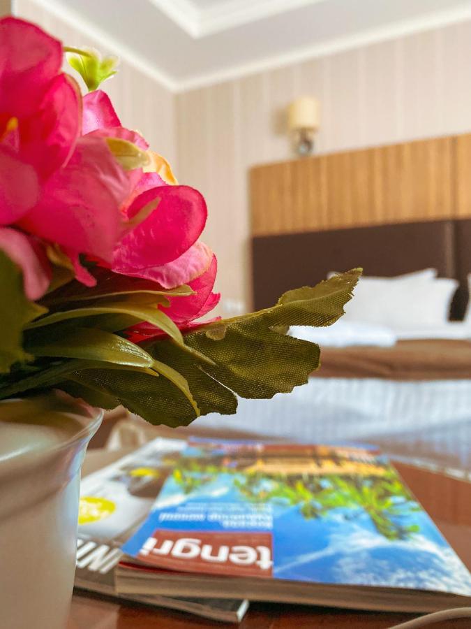 Nomad Hotel Astana Zewnętrze zdjęcie